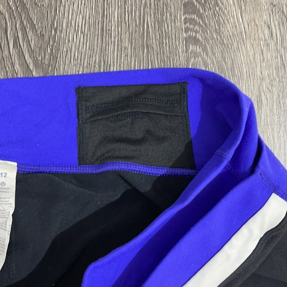 Lululemon flare yoga pants - Picture 6 of 13